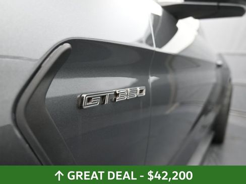 Used 2017 Ford Mustang Shelby GT350 image 24