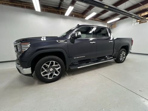Certified 2024 GMC Sierra 1500 SLT w/ SLT Premium Package image 5
