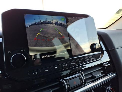 Used 2024 Nissan Pathfinder SL w/ Cargo Package image 26