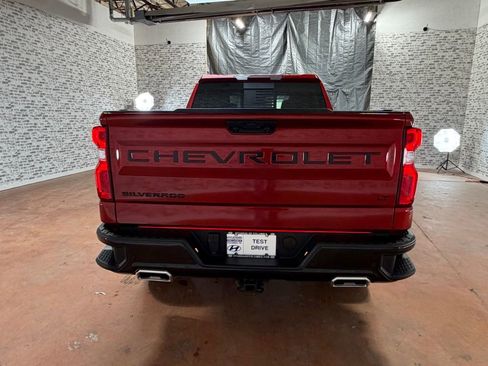 Used 2024 Chevrolet Silverado 1500 LT Trail Boss w/ Convenience Package II AWD/4WD image 5