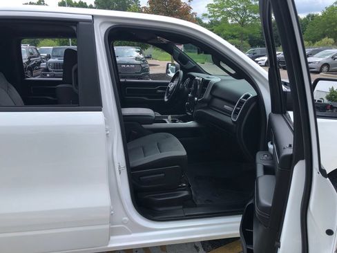 Certified 2024 RAM 1500 Big Horn AWD/4WD image 27