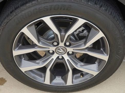 Used 2024 Acura MDX SH-AWD w/ Technology Package image 11
