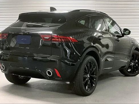 New 2024 Jaguar E-PACE R-Dynamic SE image 4