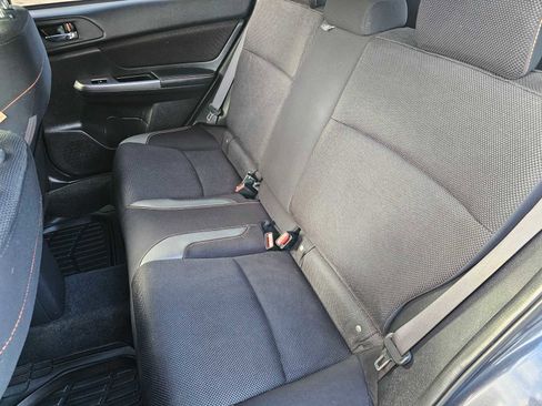 Used 2017 Subaru Crosstrek 2.0i Premium image 17