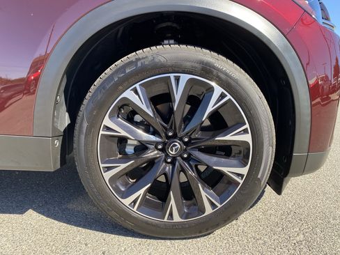 Used 2026 MAZDA CX-90 Plug-In Hybrid w/ Premium Plus AWD/4WD image 10