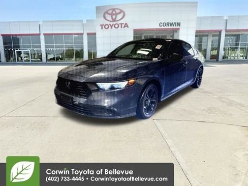 Used 2025 Honda Accord SE image 1
