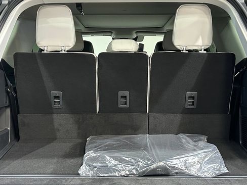 New 2026 Lincoln Navigator Reserve w/ Jet Appearance Package AWD/4WD image 39