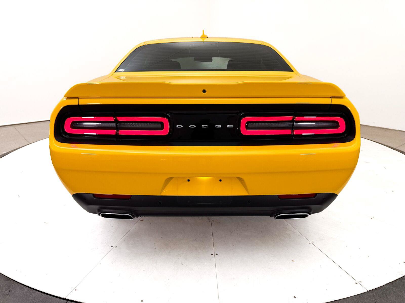 Used 2017 Dodge Challenger GT w/ Premium Sound Group AWD/4WD image 18