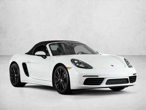 Used 2020 Porsche 718 Boxster image 3