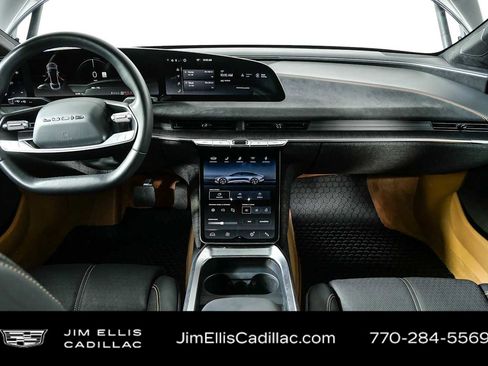 Used 2022 Lucid Air Grand Touring AWD/4WD image 21