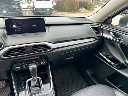 Used 2023 MAZDA CX-9 Touring image 20