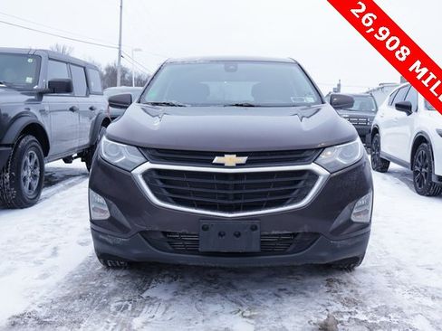 Used 2020 Chevrolet Equinox LT image 2