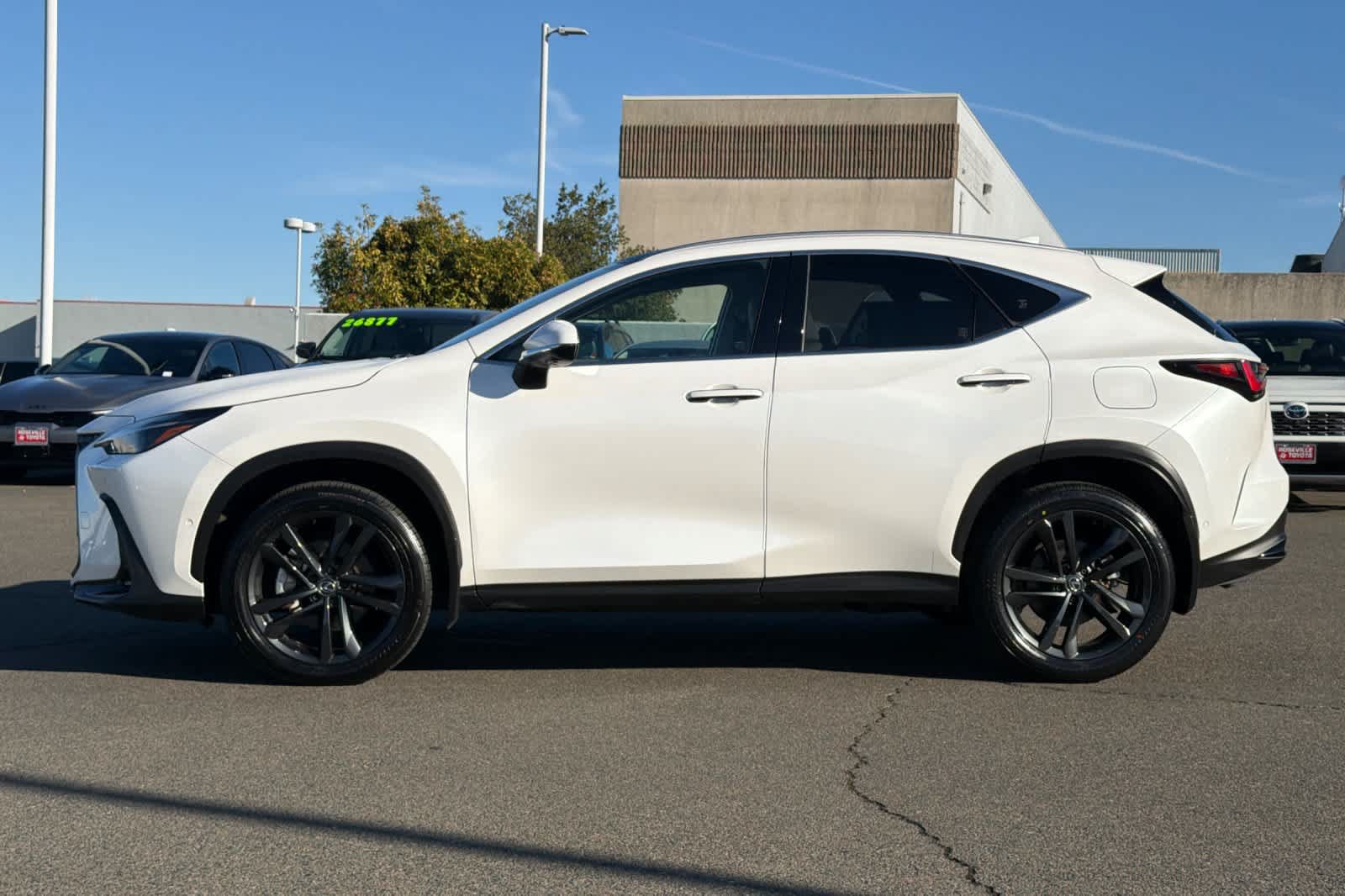 Used 2025 Lexus NX 450h+ AWD w/ Accessory Package (2T) image 9
