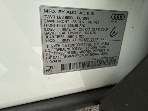 Used 2017 Audi Q7 3.0T Premium Plus w/ Premium Plus Package AWD/4WD image 58