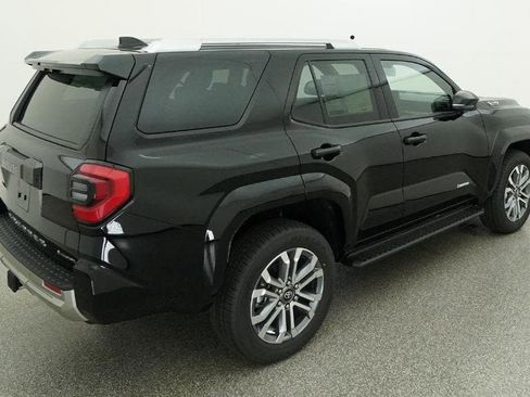 New 2026 Toyota 4Runner Limited AWD/4WD image 9