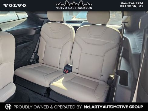 New 2025 Volvo EX90 Ultra image 18