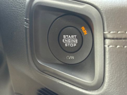 New 2026 Jeep Wrangler Unlimited Rubicon image 18