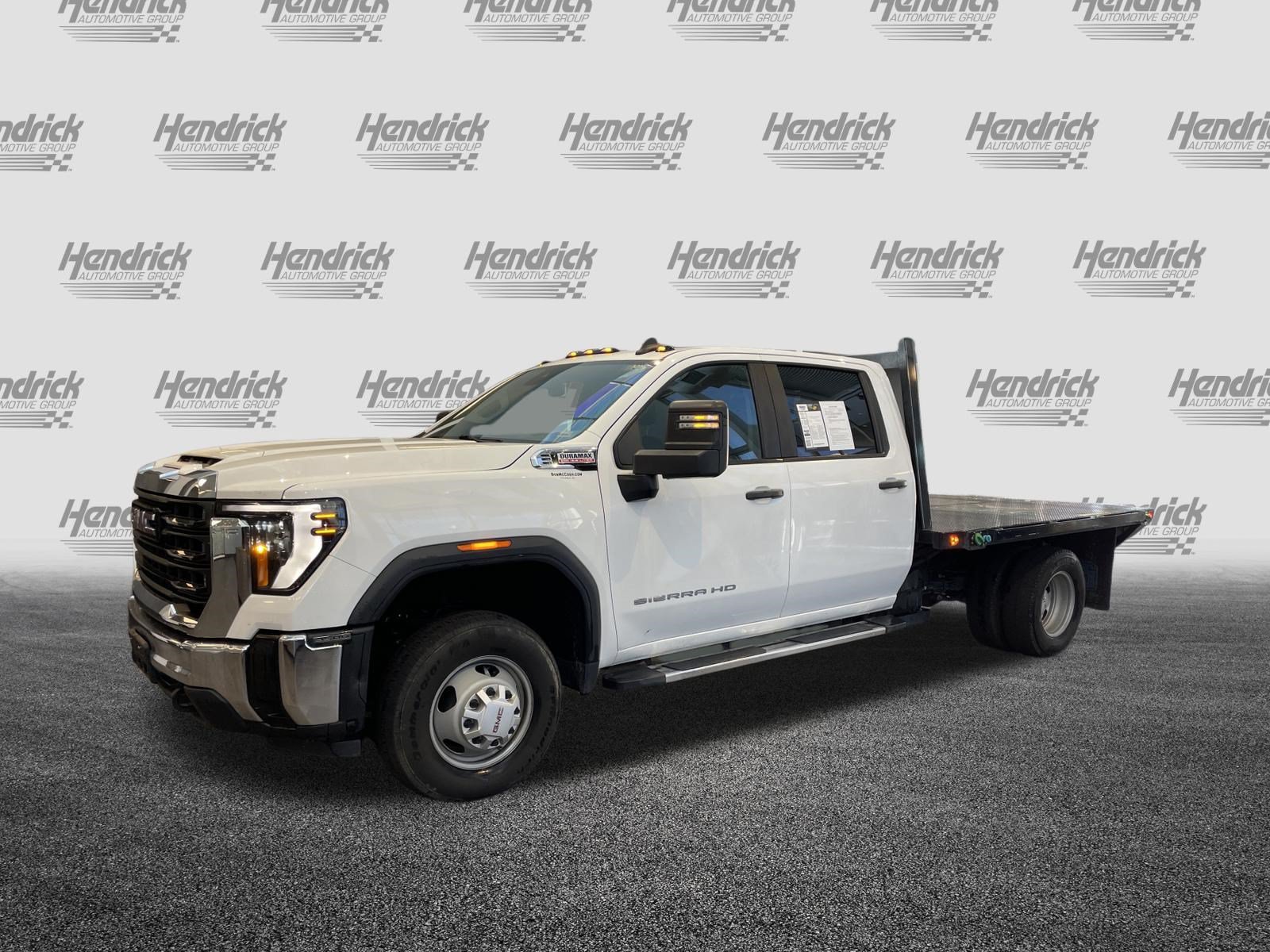 Used 2024 GMC Sierra 3500 Pro w/ Convenience Package AWD/4WD image 6