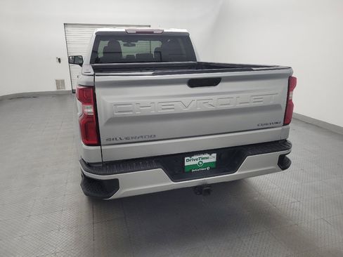 Used 2020 Chevrolet Silverado 1500 Custom w/ Custom Value Package AWD/4WD image 6