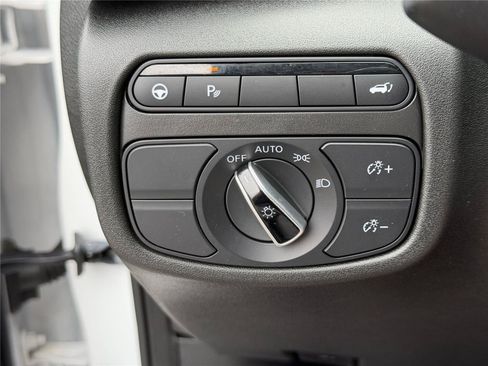 Used 2024 INFINITI QX50 Luxe w/ Cargo Package FWD image 24