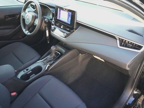 Used 2023 Toyota Corolla LE image 19