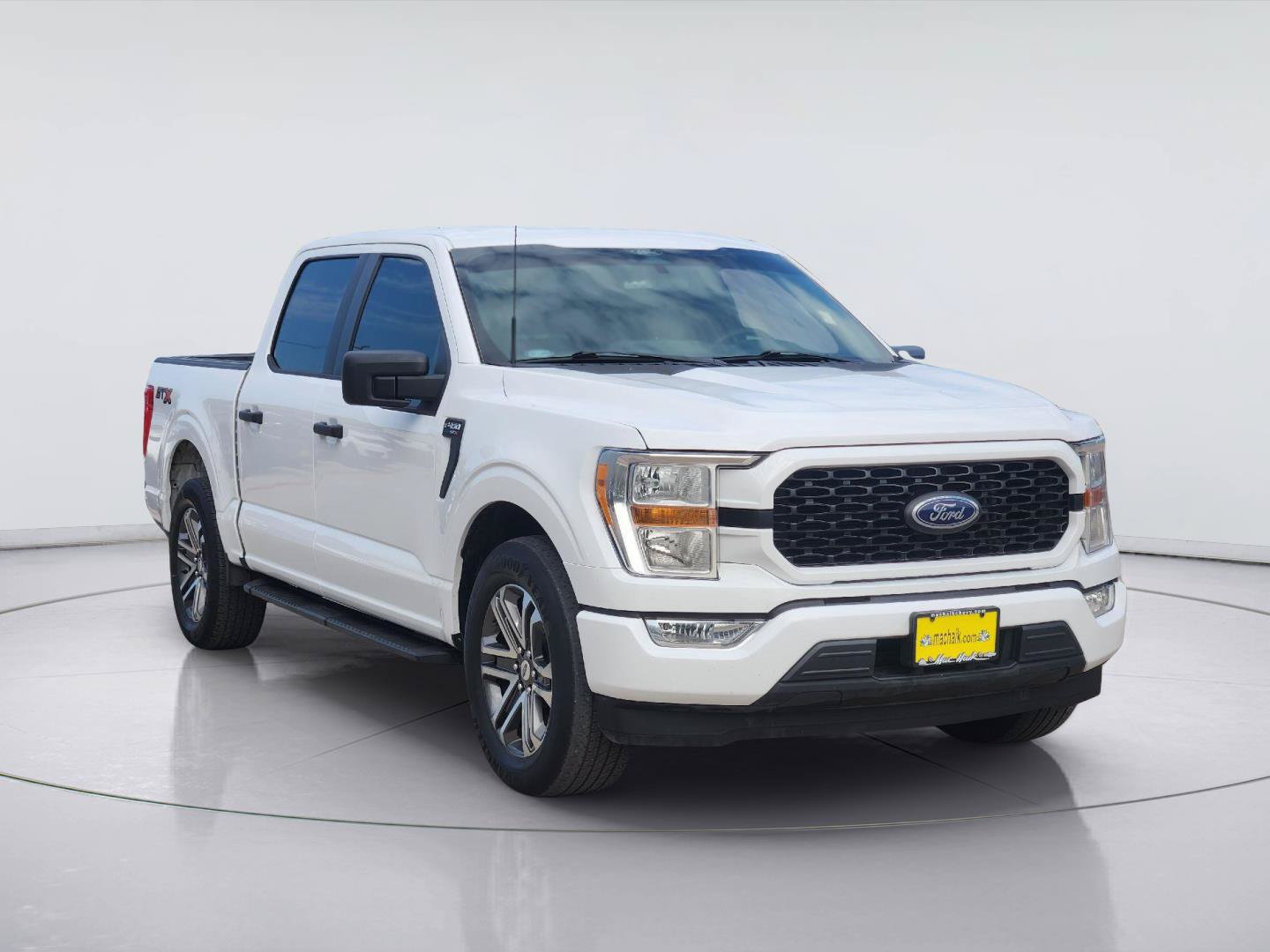 Used 2022 Ford F150 XL w/ STX Appearance Package RWD image 3