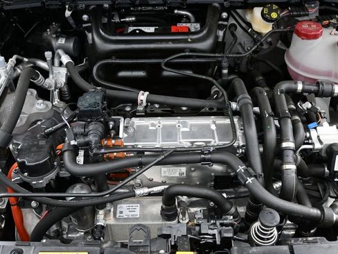 Used 2024 Mercedes-Benz EQB 250+ image 47