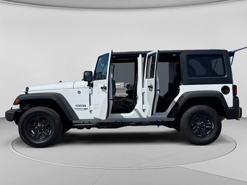 Used 2018 Jeep Wrangler Unlimited Sport w/ Connectivity Group AWD/4WD image 27