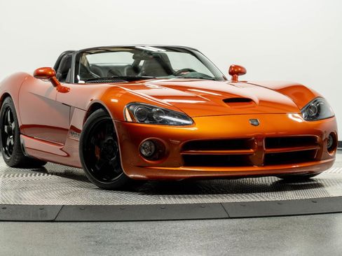 Used 2005 Dodge Viper SRT-10 w/ Copperhead Edition Group RWD image 42