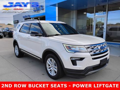 Used 2018 Ford Explorer XLT w/ Equipment Group 202A AWD/4WD image 1