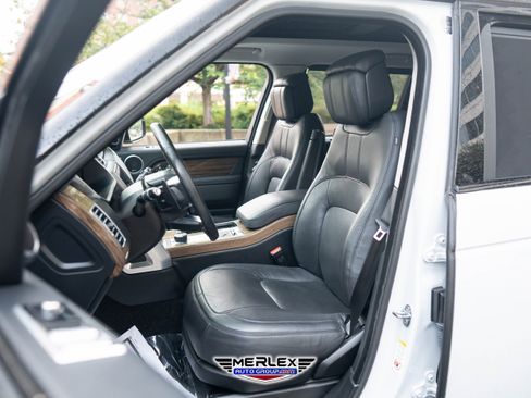 Used 2018 Land Rover Range Rover Long Wheelbase Supercharged image 16