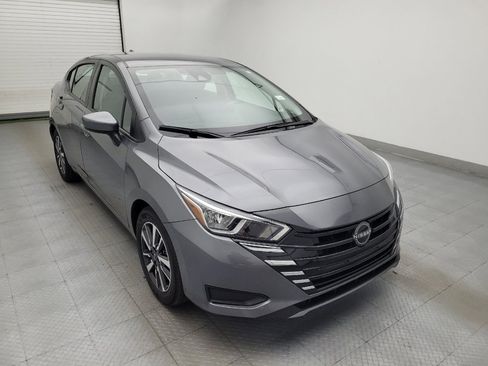 Used 2023 Nissan Versa SV FWD image 13