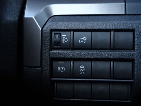 New 2025 Toyota Tacoma TRD Off-Road image 31