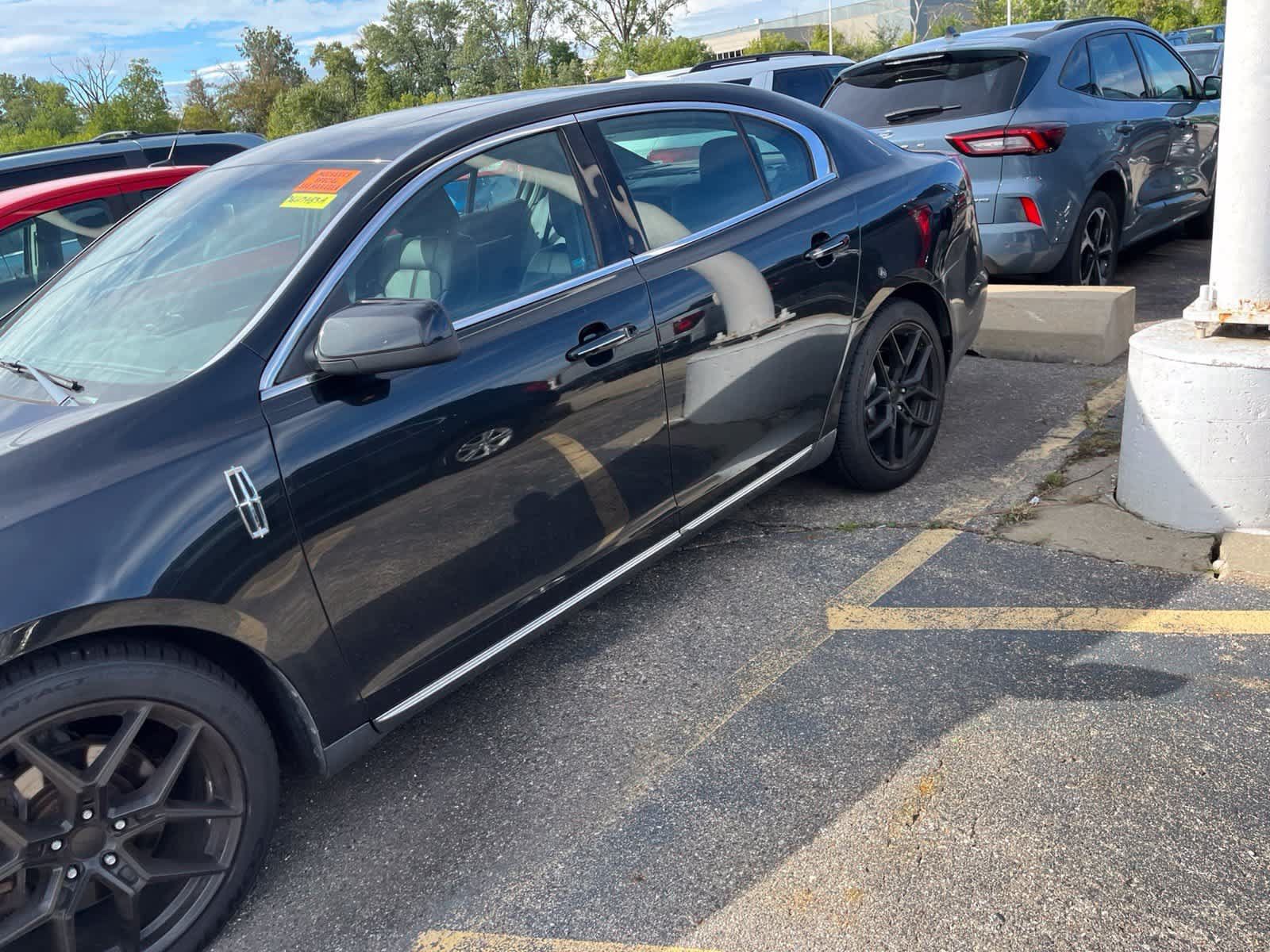 Used 2009 Lincoln MKS FWD image 7