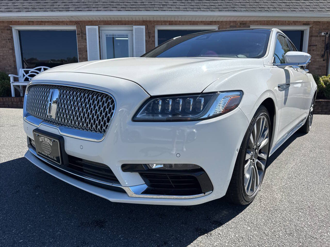 Used 2020 Lincoln Continental Reserve w/ Luxury Package AWD/4WD image 7