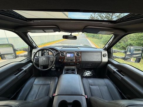 Used 2011 Ford F250 Lariat w/ Lariat Ultimate Pkg AWD/4WD image 25