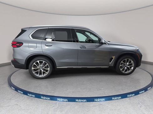 New 2026 BMW X5 xDrive40i w/ Premium Package AWD/4WD image 4