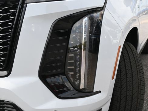 Used 2026 Cadillac Escalade Sport w/ LPO, ONYX Package AWD/4WD image 6