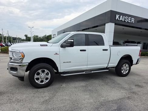 Used 2024 RAM 2500 Big Horn AWD/4WD image 2