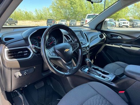 Used 2018 Chevrolet Equinox LT AWD/4WD image 9
