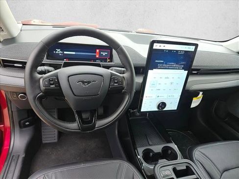 Used 2025 Ford Mustang Mach-E Premium image 17