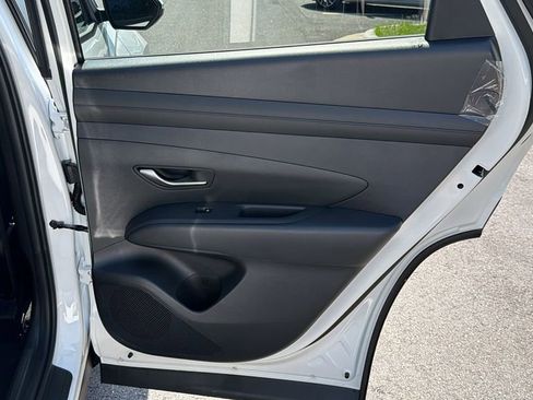 New 2026 Hyundai Tucson SEL image 17