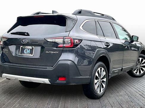 Used 2024 Subaru Outback Limited AWD/4WD image 9