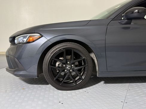 Used 2023 Honda Civic Sport image 8