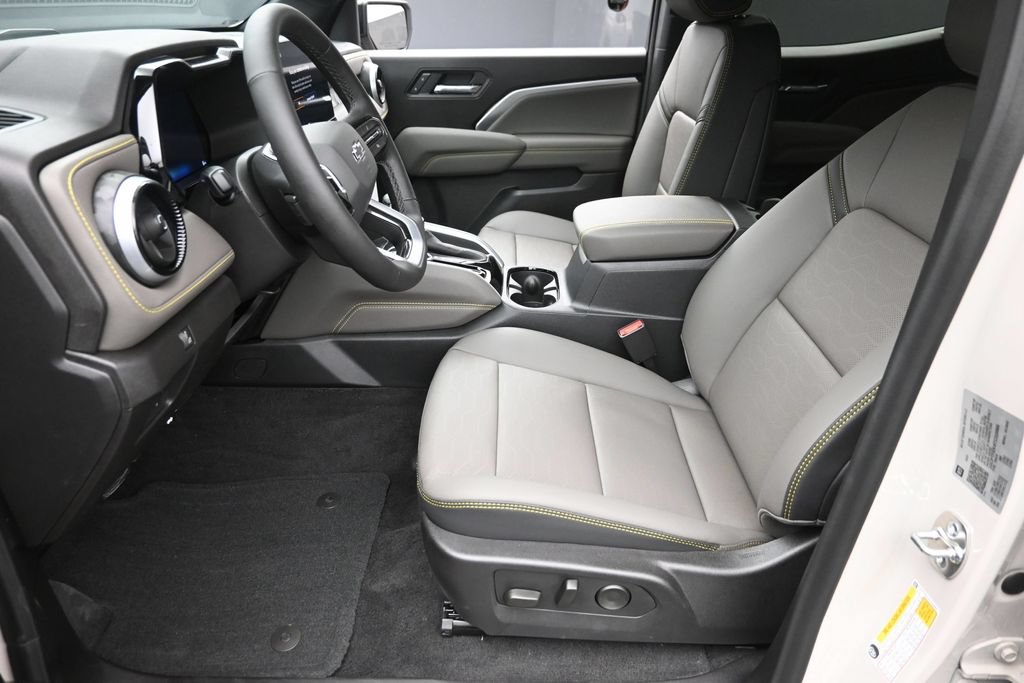 New 2026 Chevrolet Colorado ZR2 AWD/4WD image 15