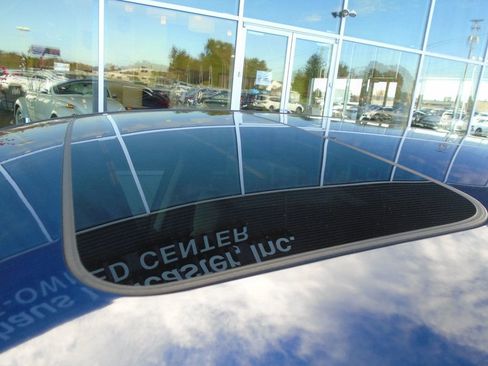 Used 2017 Honda CR-V EX-L image 10