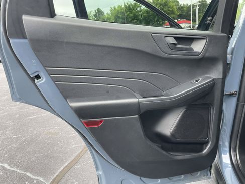 Used 2024 Ford Escape Active FWD image 11