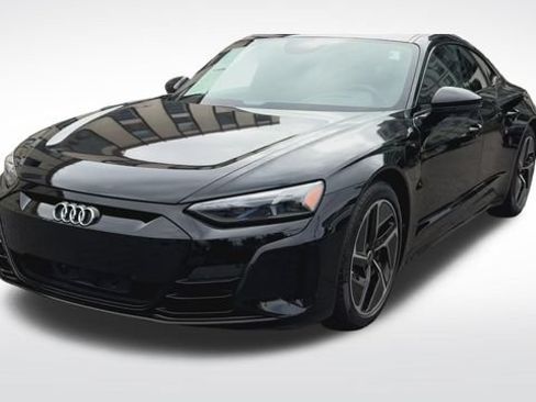 Used 2023 Audi e-tron GT Premium Plus w/ Performance Package AWD/4WD image 3