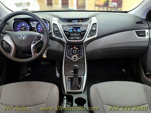 Used 2016 Hyundai Elantra SE FWD image 17
