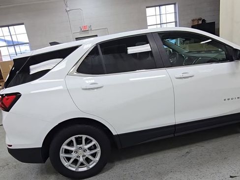 Used 2024 Chevrolet Equinox LT image 12